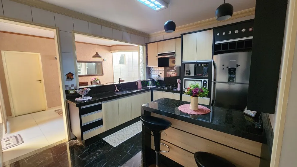 Casa, 3 quartos, 198 m² - Foto 10