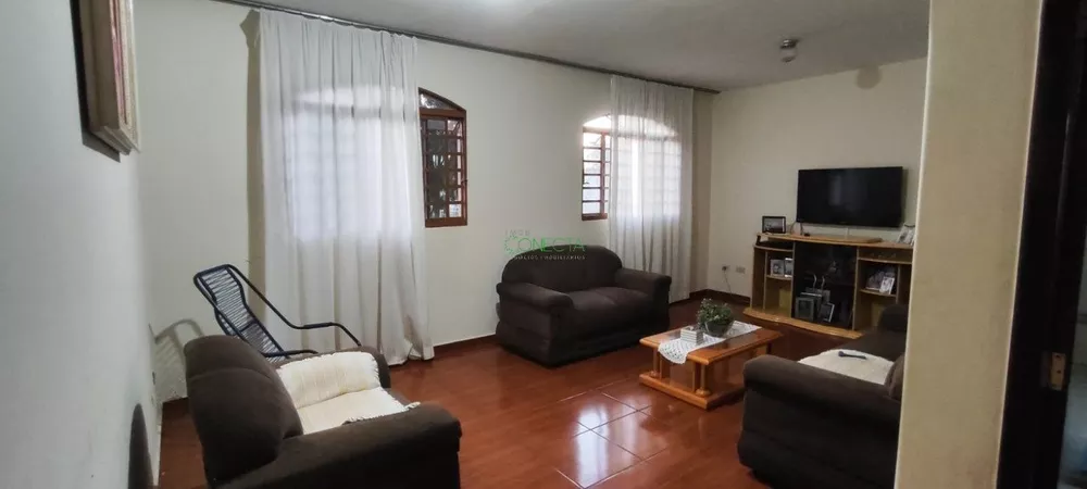 Casa, 3 quartos, 180 m² - Foto 1