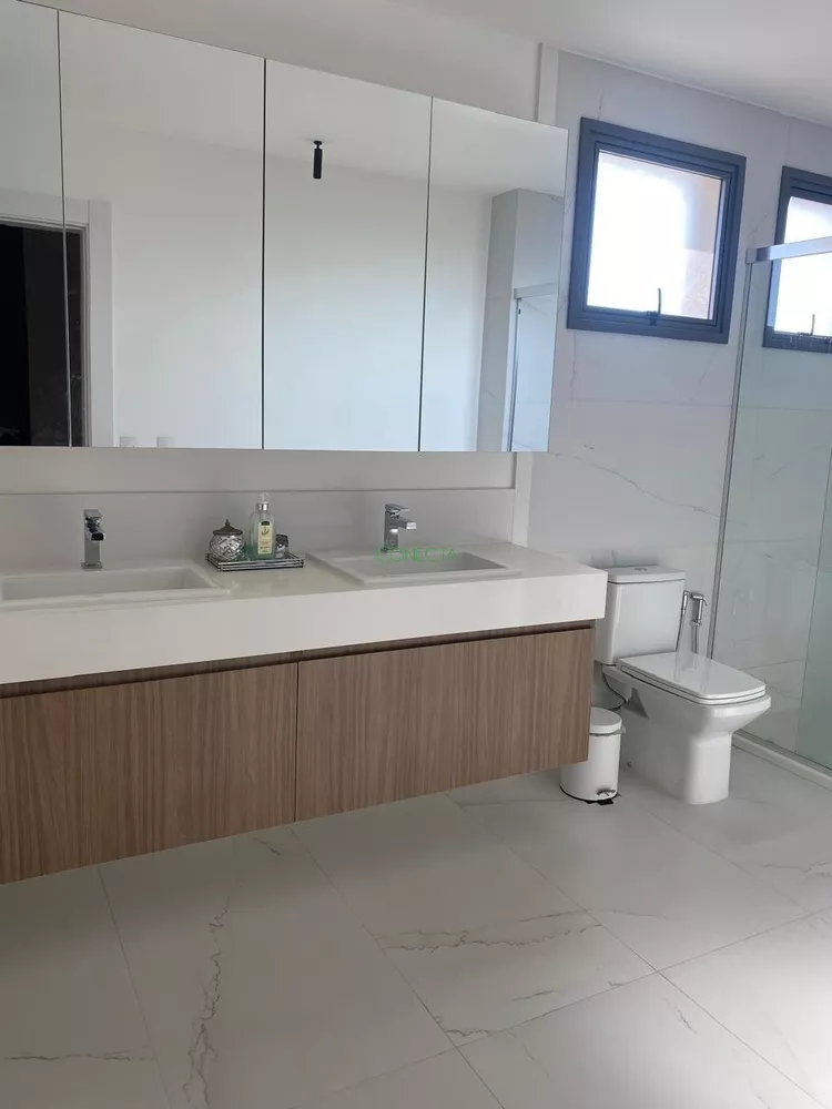 Apartamento, 3 quartos, 216 m² - Foto 3