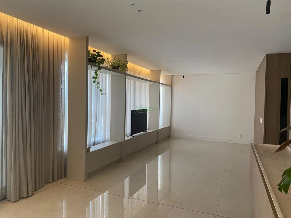 Apartamento, 3 quartos, 216 m² - Foto 8