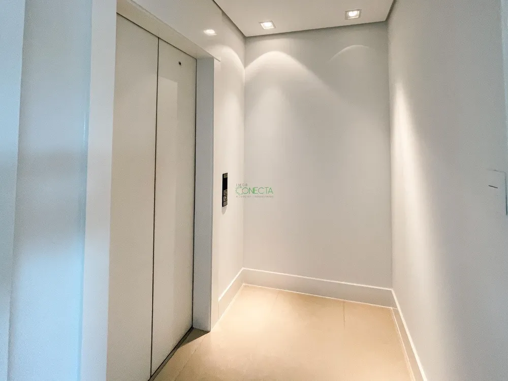 Apartamento, 3 quartos, 269 m² - Foto 1