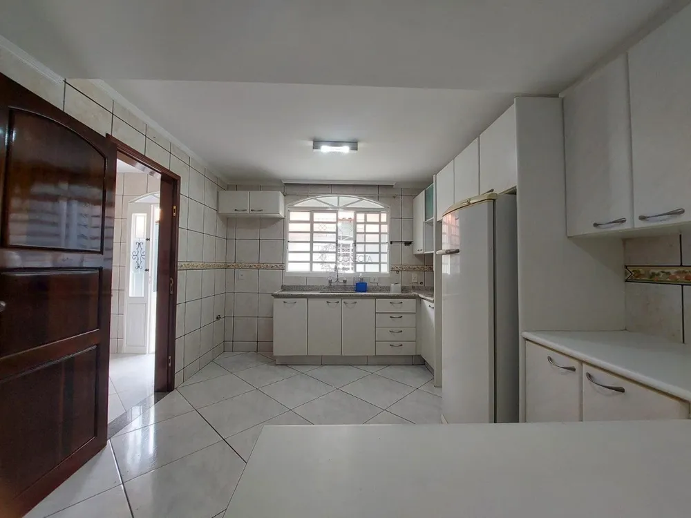 Casa, 4 quartos, 201 m² - Foto 3