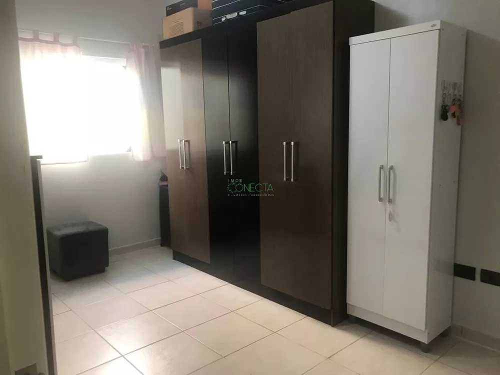 Casa, 3 quartos, 79 m² - Foto 2