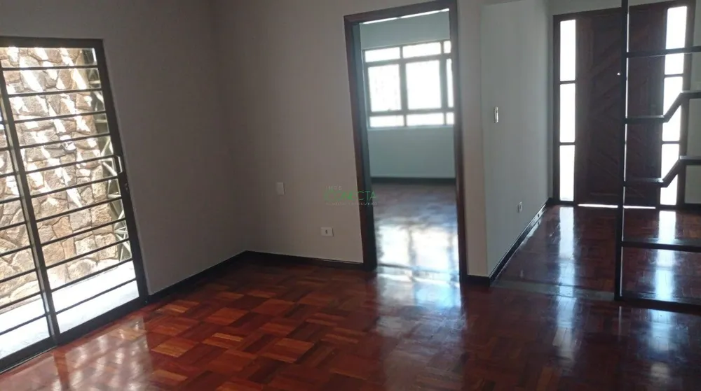 Casa, 3 quartos, 240 m² - Foto 7