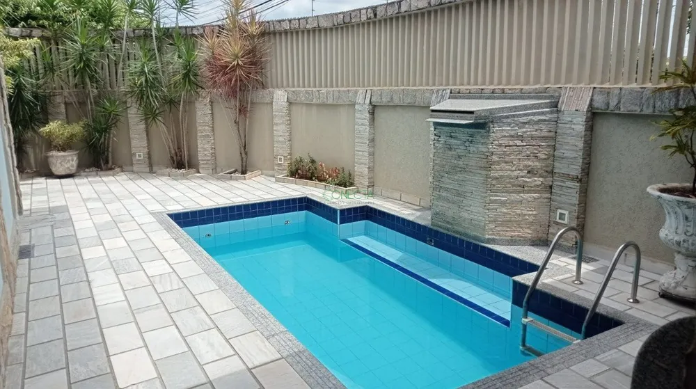 Casa, 3 quartos, 240 m² - Foto 2
