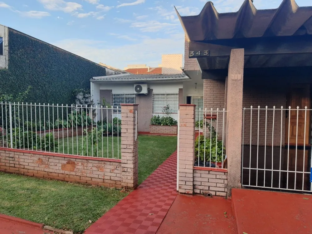 Casa, 4 quartos, 166 m² - Foto 1