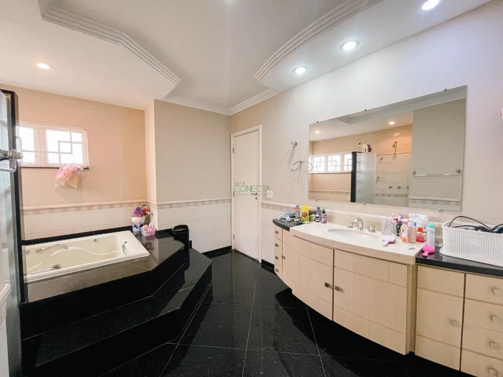 Casa, 4 quartos, 313 m² - Foto 2