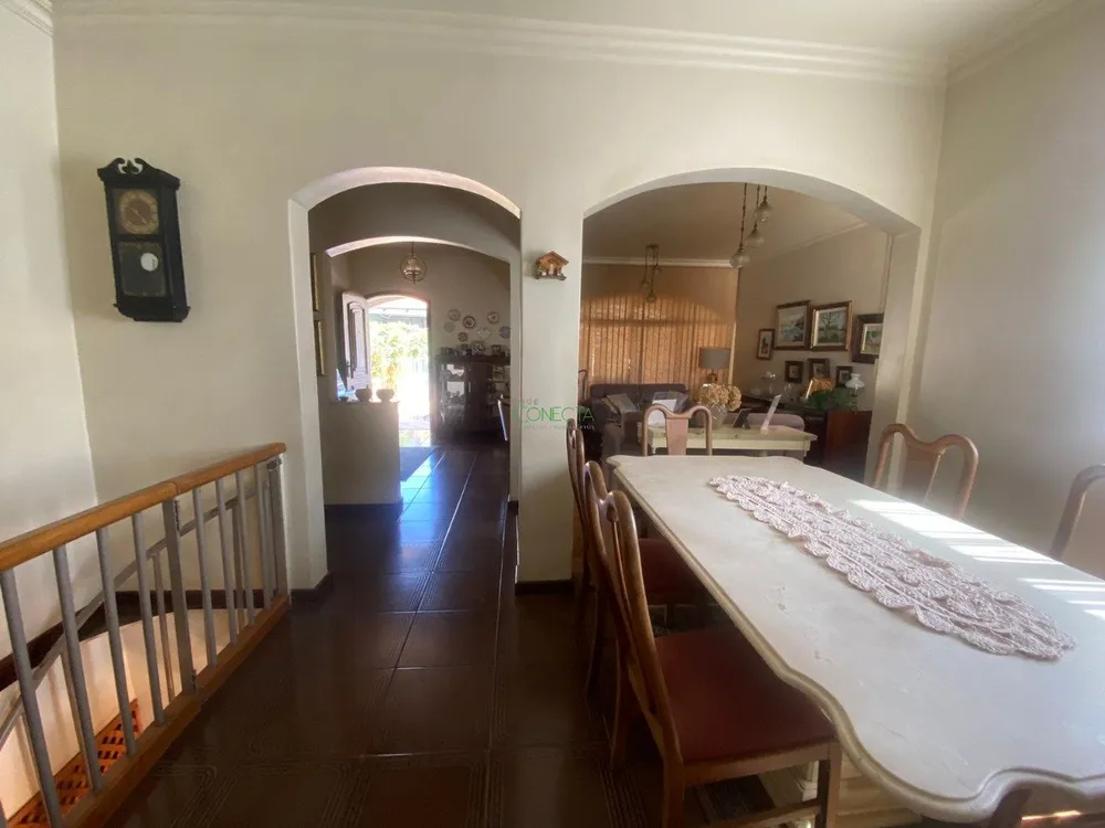 Casa, 3 quartos, 248 m² - Foto 3