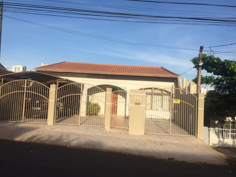 Casa, 3 quartos, 248 m² - Foto 1