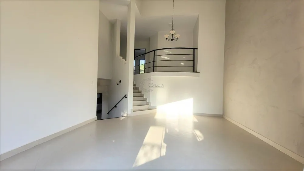 Casa, 3 quartos, 280 m² - Foto 1