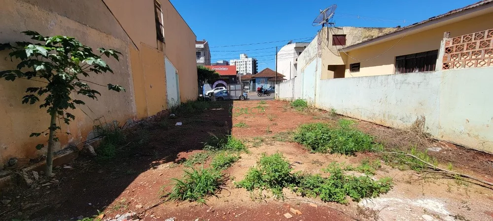 Terreno, 240 m² - Foto 2