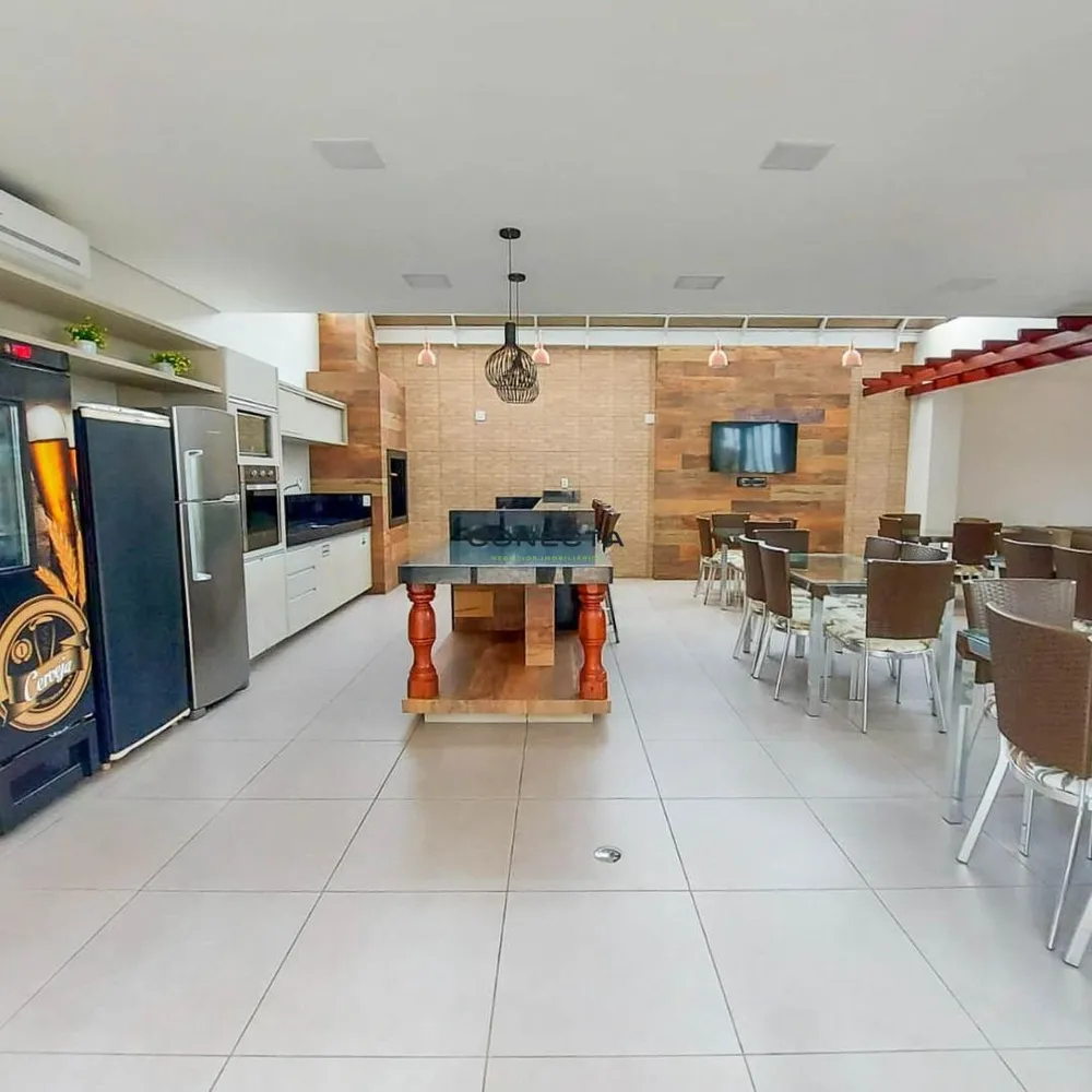 Apartamento, 3 quartos, 204 m² - Foto 1