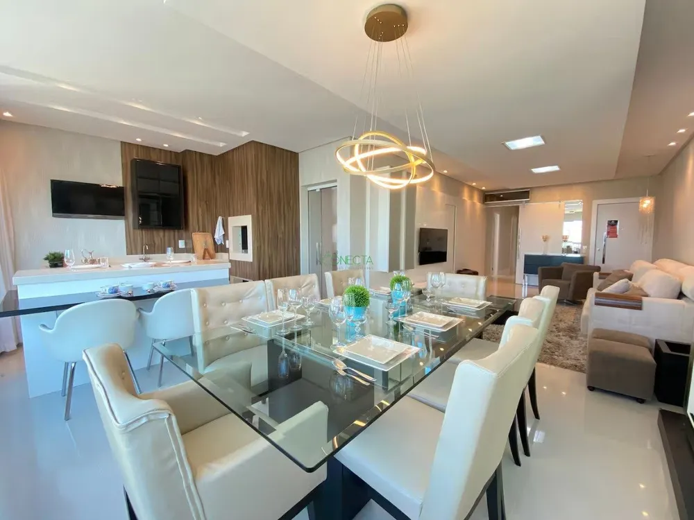 Apartamento, 3 quartos, 130 m² - Foto 1
