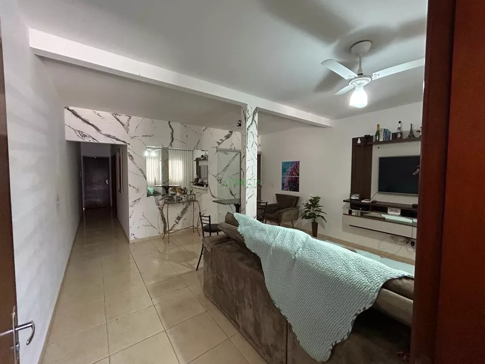 Casa, 3 quartos, 65 m² - Foto 2