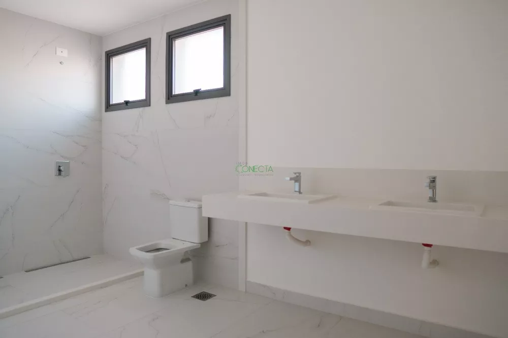 Apartamento, 3 quartos, 216 m² - Foto 4