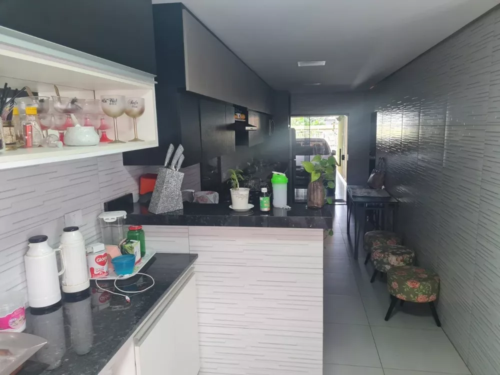 Casa, 3 quartos, 200 m² - Foto 3