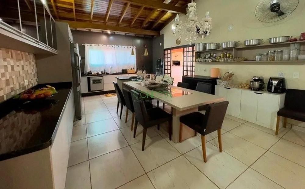 Chácara, 5 quartos, 1297 m² - Foto 5