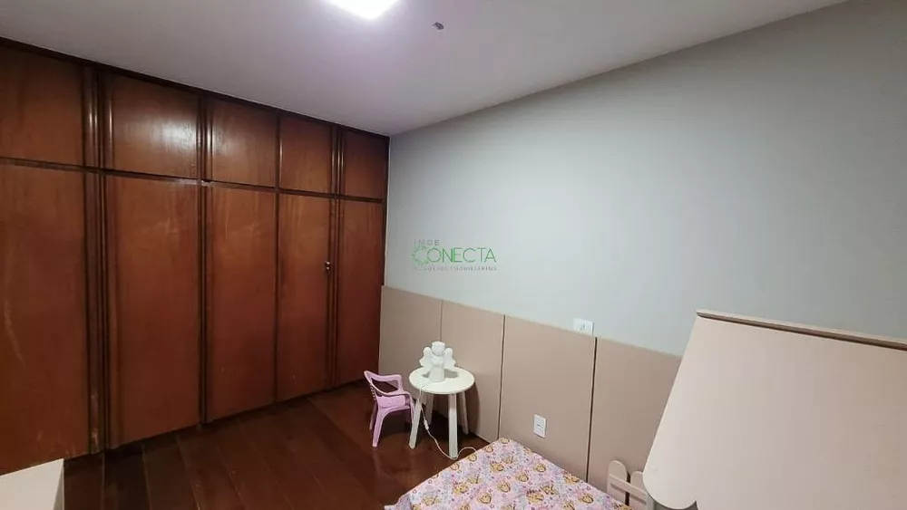 Apartamento, 3 quartos, 213 m² - Foto 3