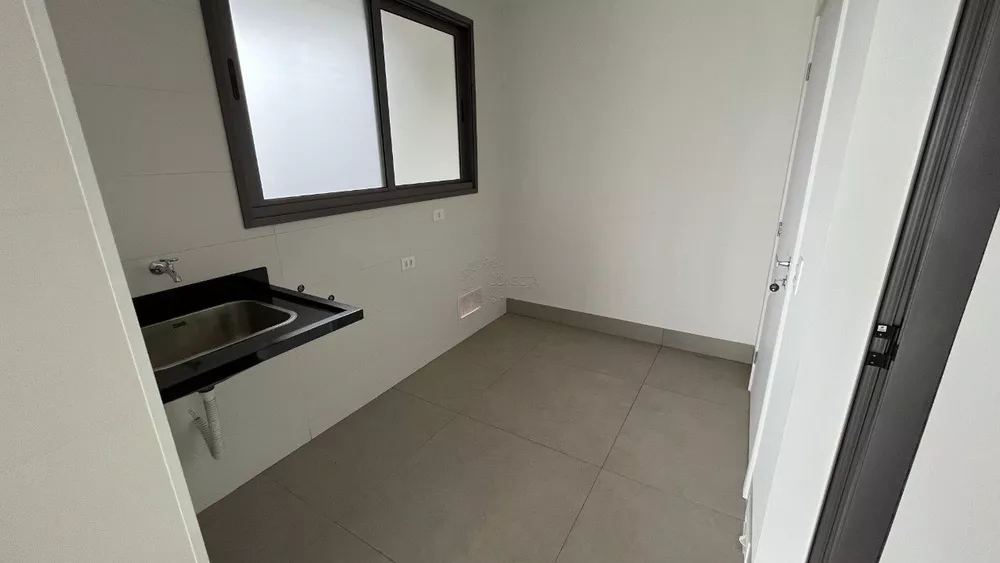 Apartamento, 3 quartos, 232 m² - Foto 1