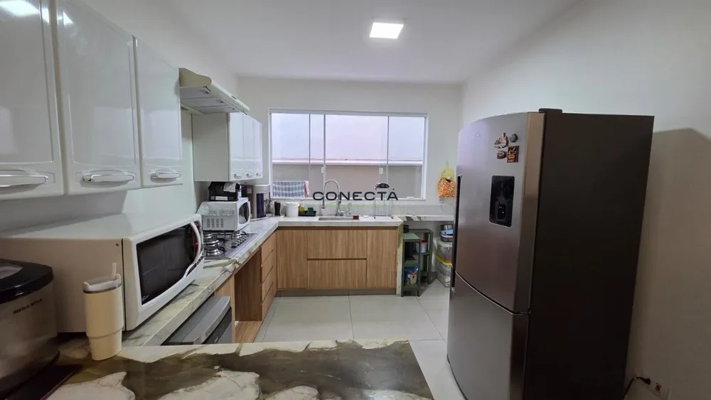 Casa, 3 quartos, 208 m² - Foto 7