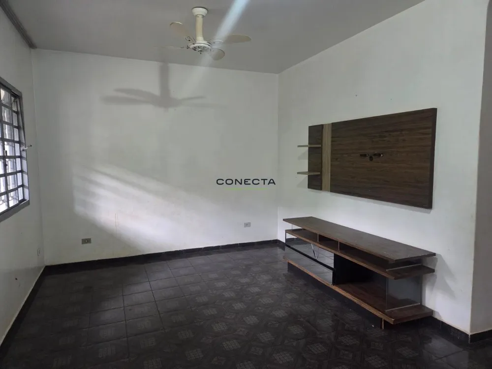 Casa, 4 quartos, 188 m² - Foto 2