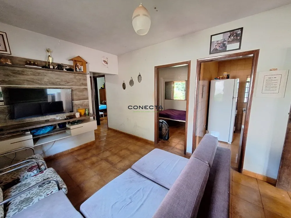 Chácara, 3 quartos, 3033 m² - Foto 2