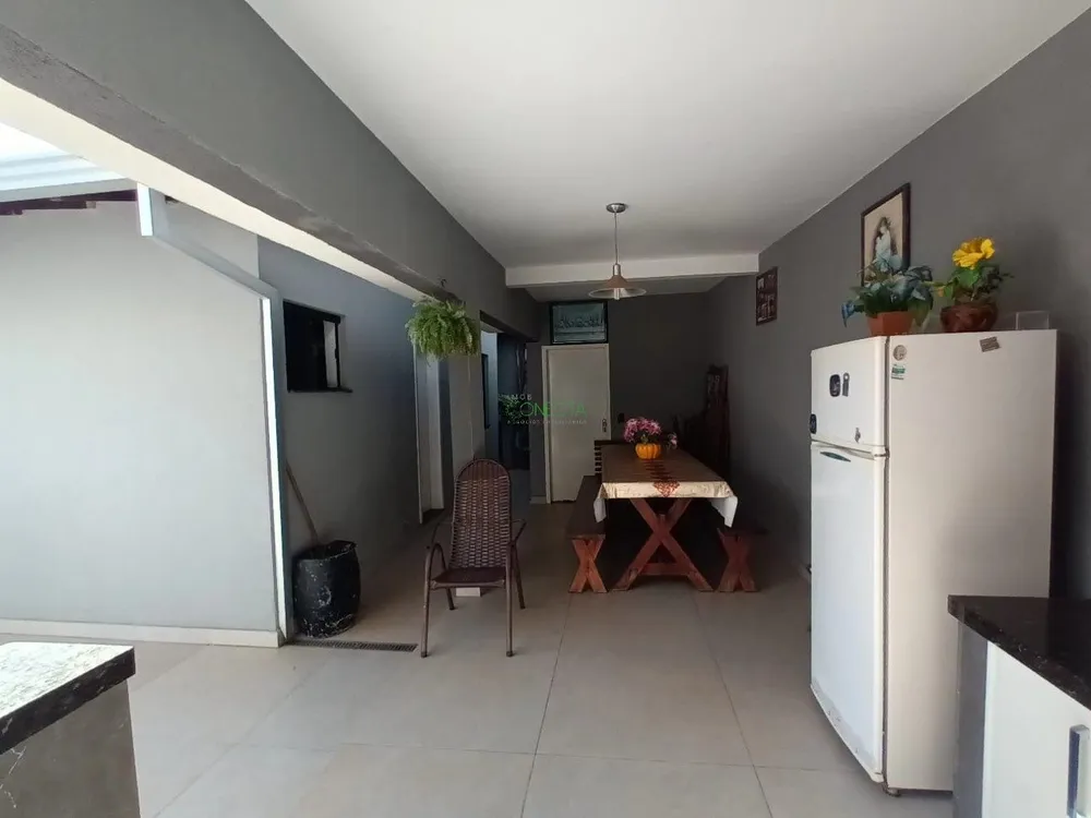 Casa, 4 quartos, 210 m² - Foto 7