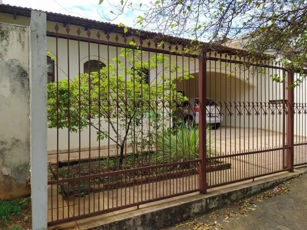 Casa, 3 quartos, 146 m² - Foto 1