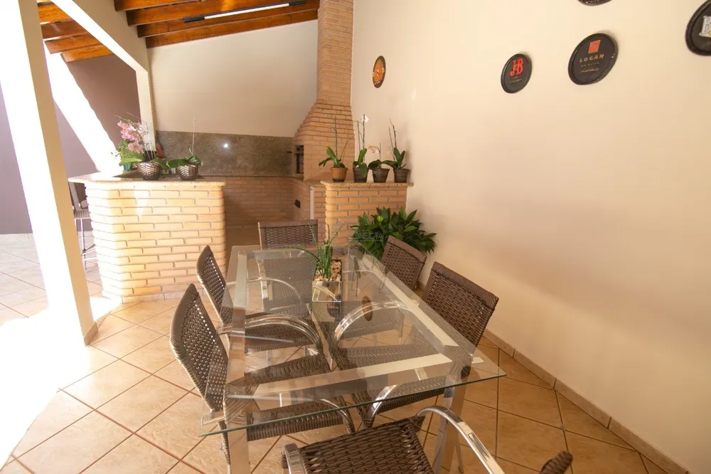 Casa, 3 quartos, 210 m² - Foto 10