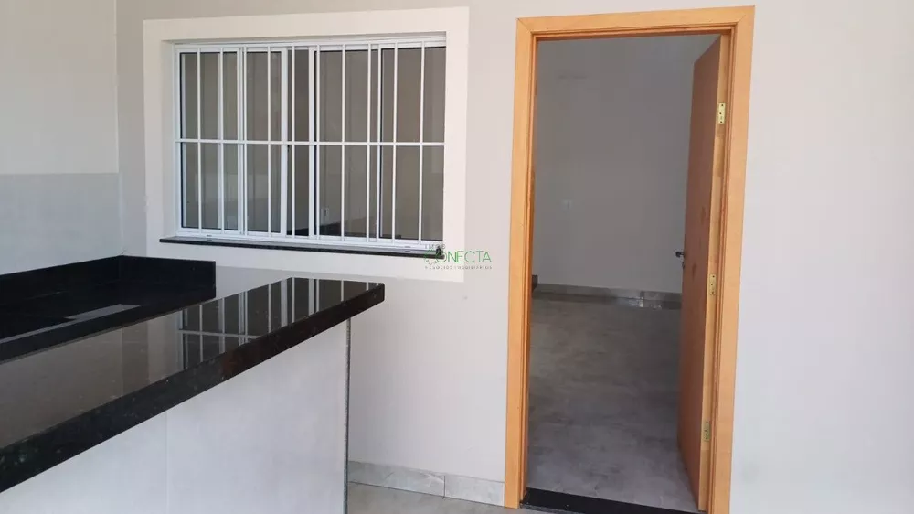 Casa, 4 quartos, 195 m² - Foto 1