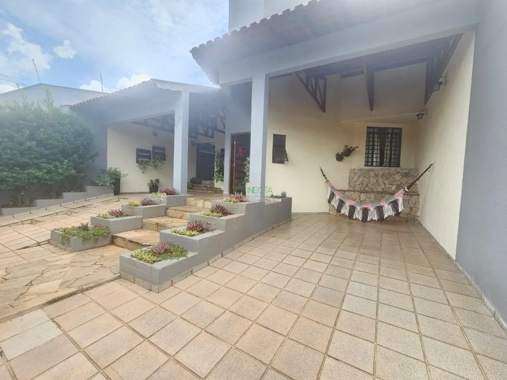 Casa, 3 quartos, 250 m² - Foto 8