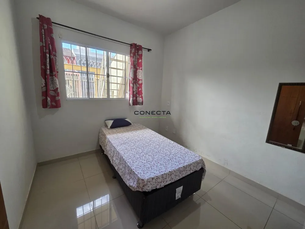 Casa, 4 quartos, 197 m² - Foto 2