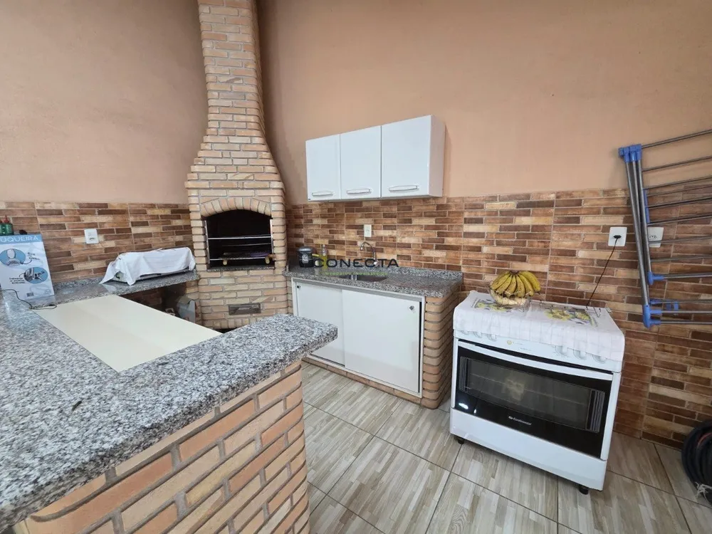 Casa, 4 quartos, 197 m² - Foto 2