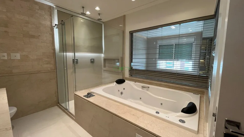 Apartamento, 3 quartos, 236 m² - Foto 16