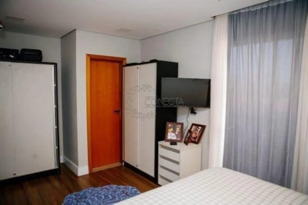 Sobrado, 3 quartos, 384 m² - Foto 3
