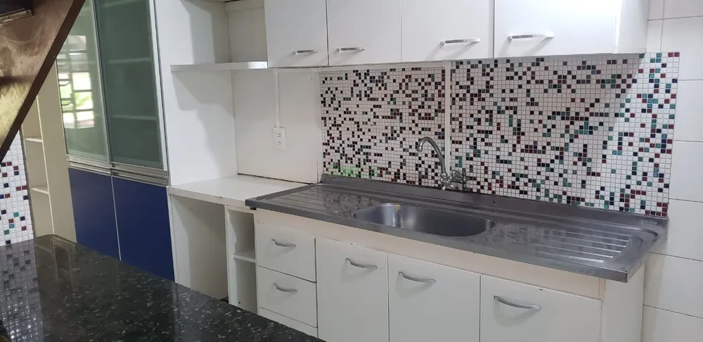 Casa, 1 quarto, 151 m² - Foto 1