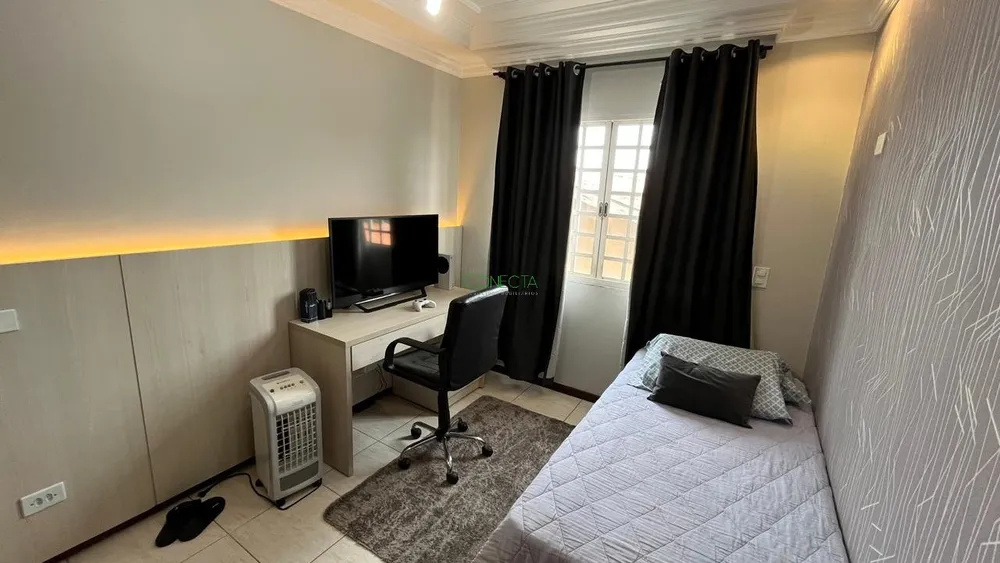 Casa, 4 quartos, 232 m² - Foto 9