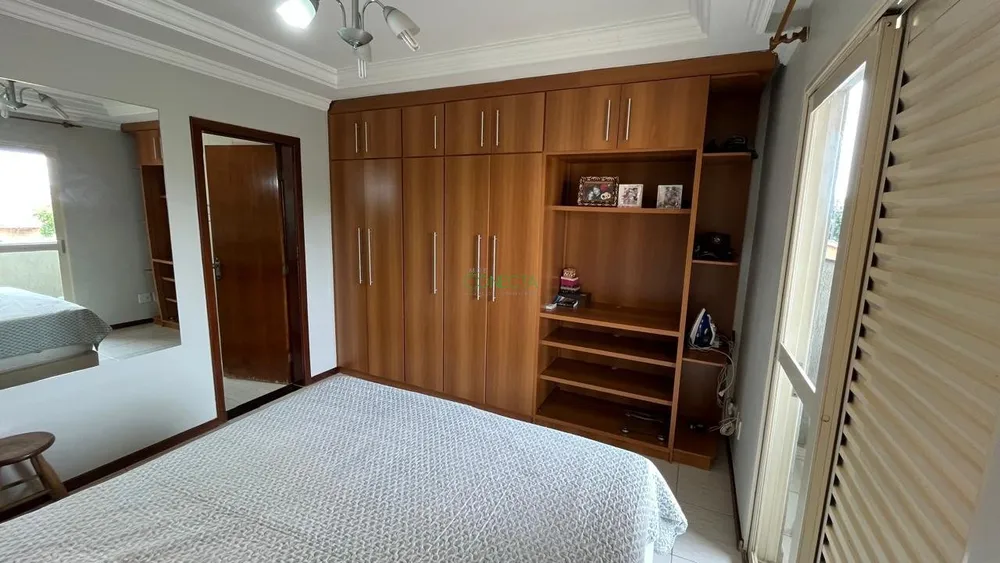 Casa, 4 quartos, 232 m² - Foto 11