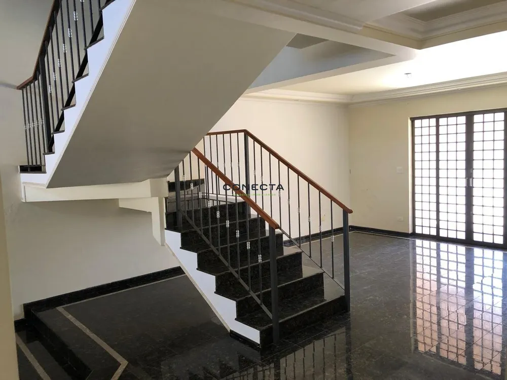 Casa, 4 quartos, 360 m² - Foto 1