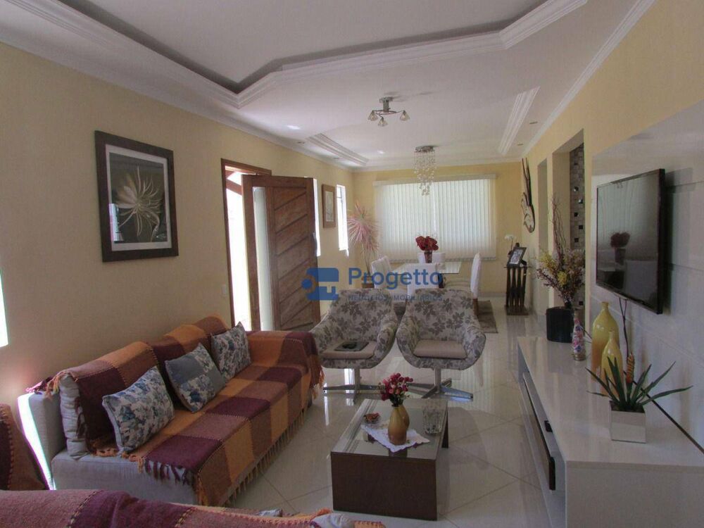 Casa de Condomínio à venda com 3 quartos, 200m² - Foto 2