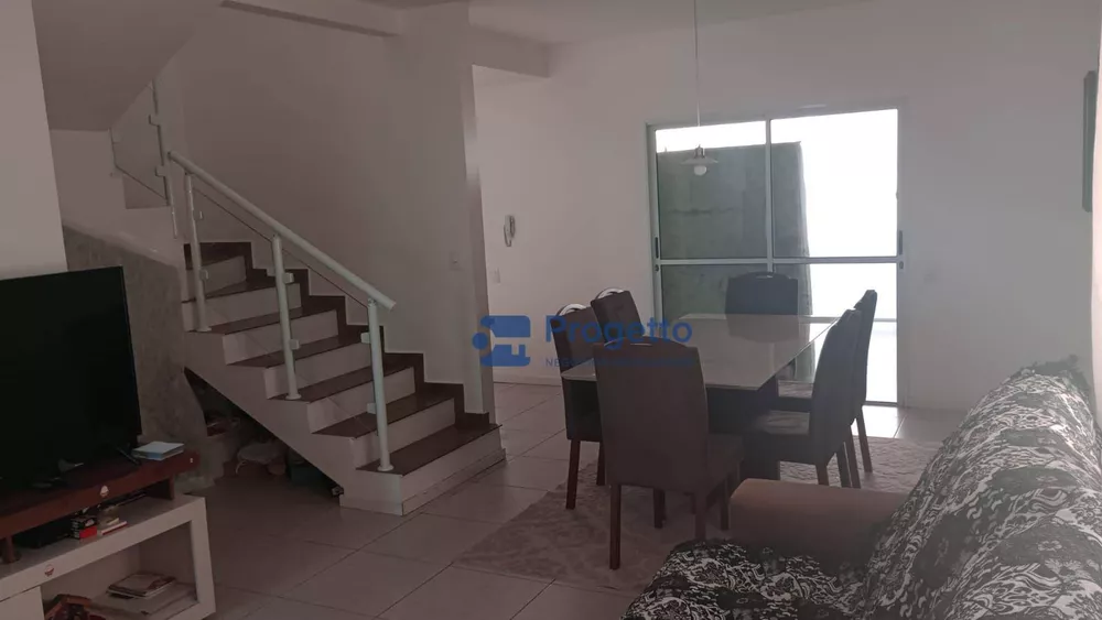 Casa de Condomínio à venda com 4 quartos, 170m² - Foto 4