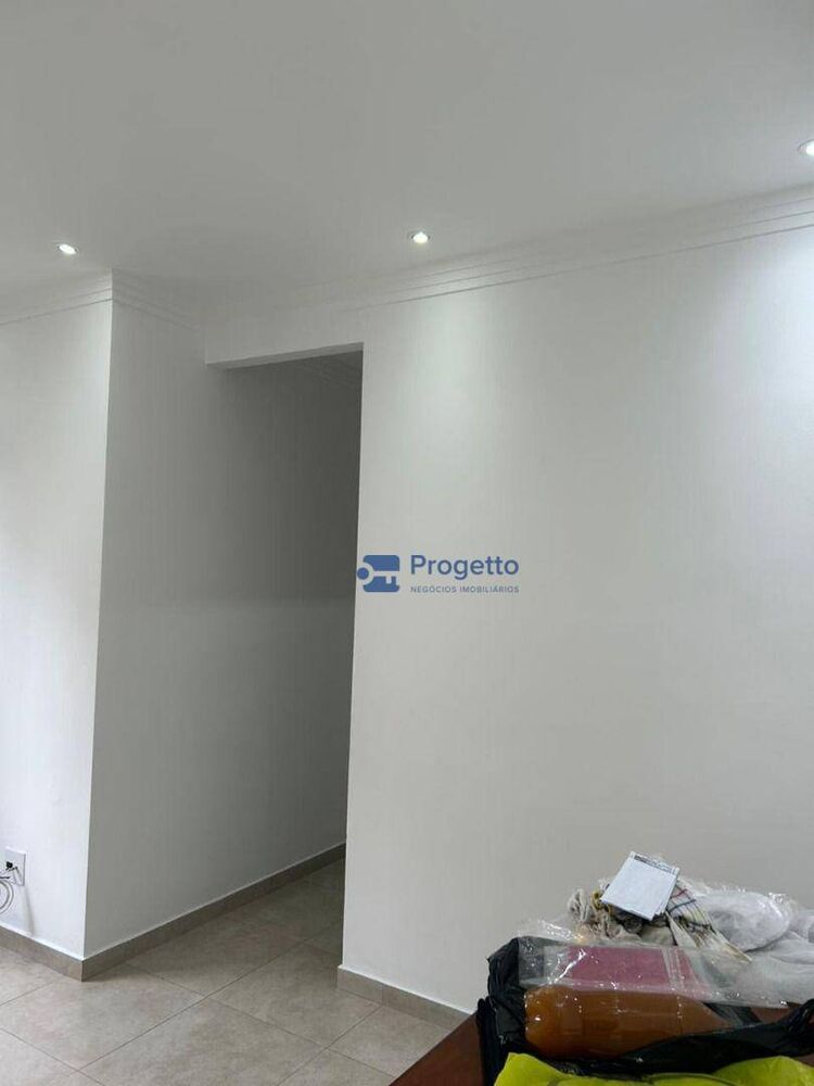Apartamento à venda com 2 quartos, 44m² - Foto 3