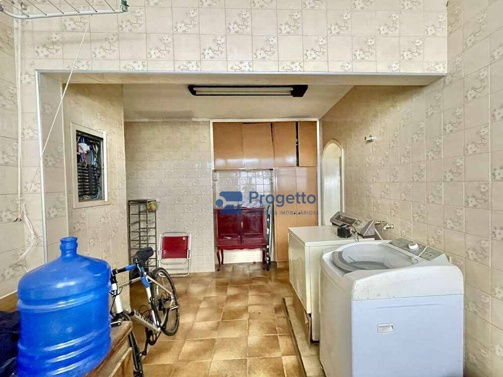 Casa, 4 quartos, 353 m² - Foto 3