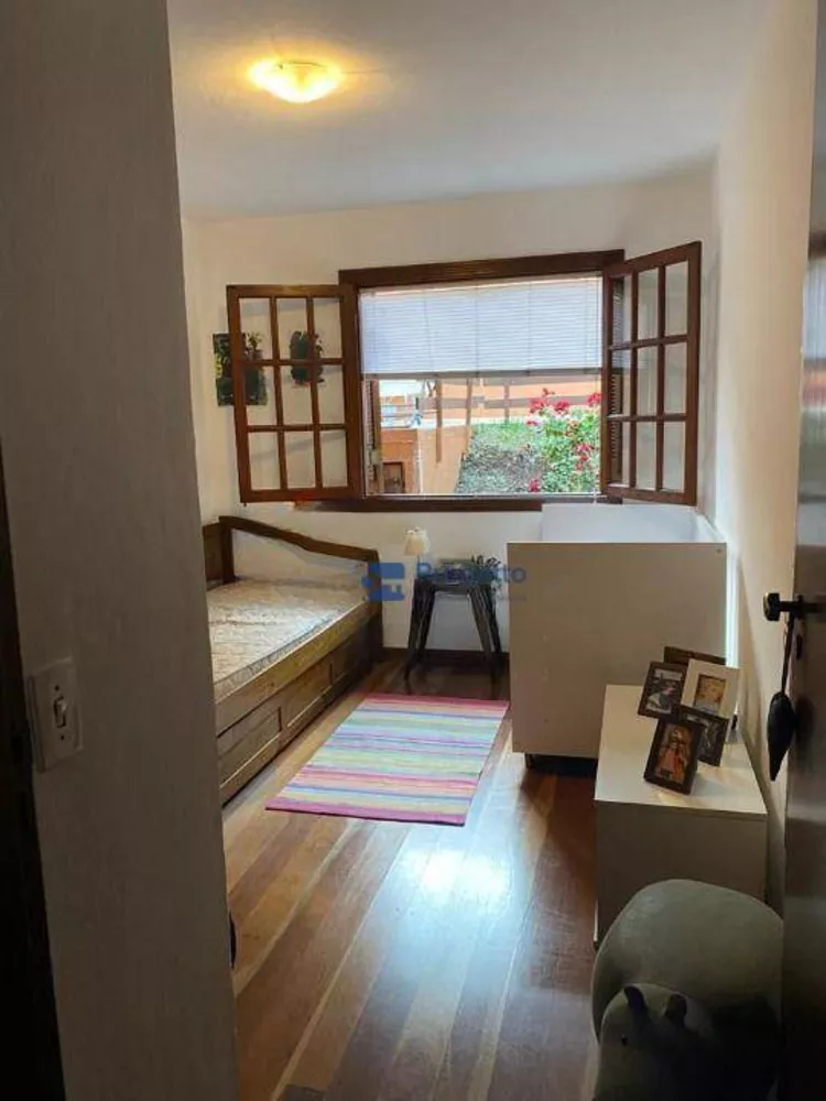 Casa de Condomínio à venda com 4 quartos, 230m² - Foto 15