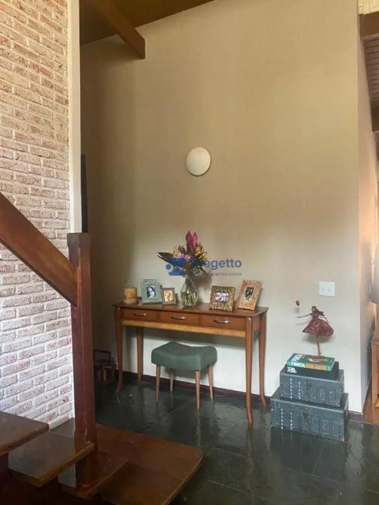 Casa de Condomínio à venda com 4 quartos, 230m² - Foto 9