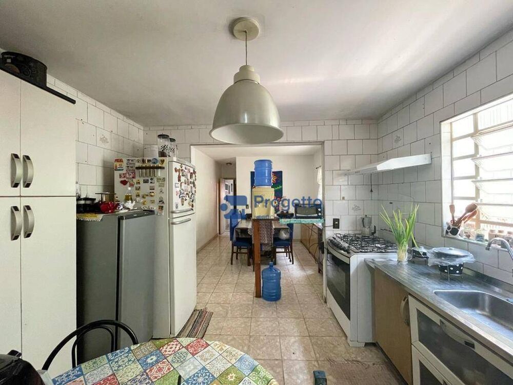 Casa, 3 quartos, 229 m² - Foto 9