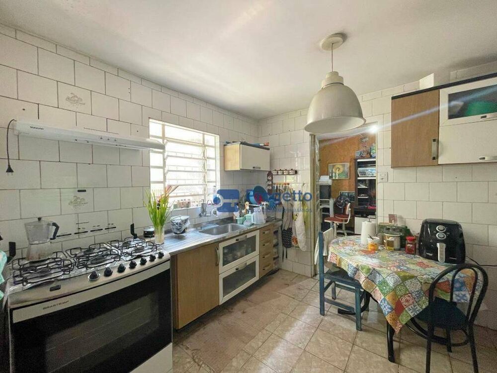 Casa, 3 quartos, 229 m² - Foto 4