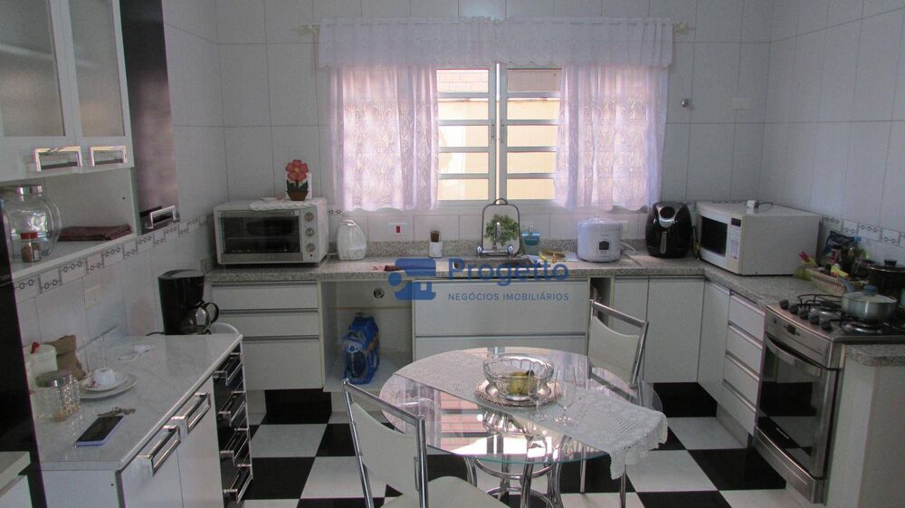 Casa de Condomínio, 4 quartos - Foto 1
