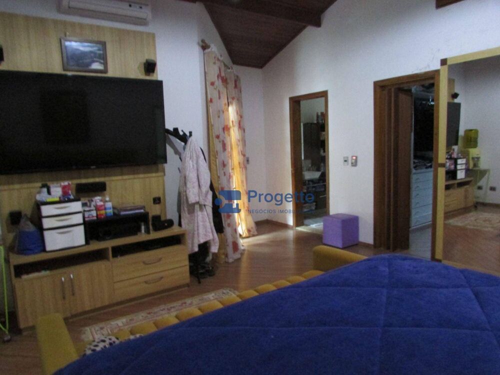 Casa de Condomínio à venda com 4 quartos, 360m² - Foto 2