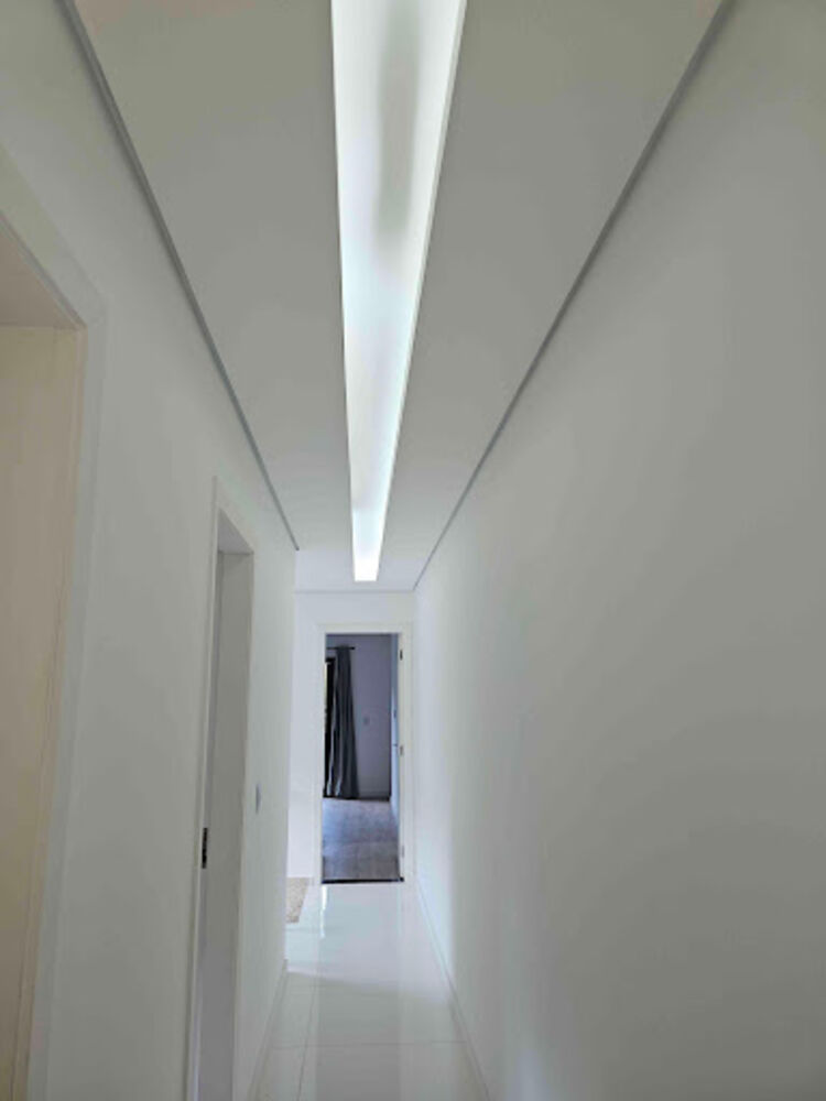 Casa de Condomínio à venda com 3 quartos, 138m² - Foto 2